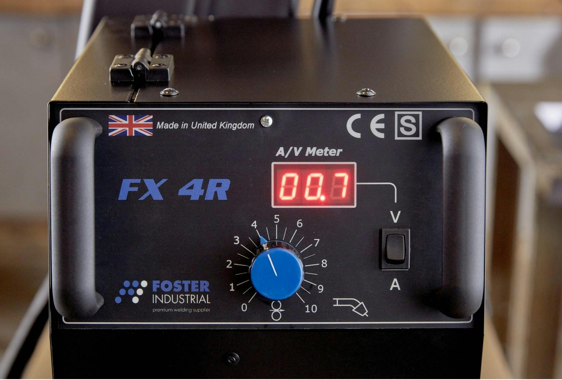 Welding machine calibration online